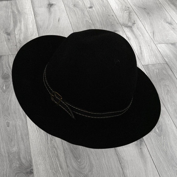 Madden Girl Accessories - 🖤 Black Madden Girl Hat 🖤